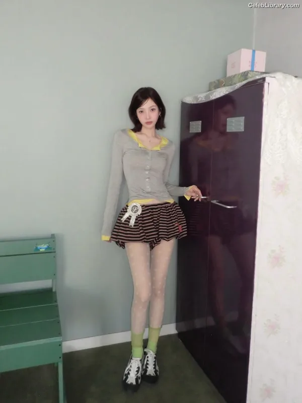 Park Soo-young (Joy - Red Velvet) photo 10 of 347