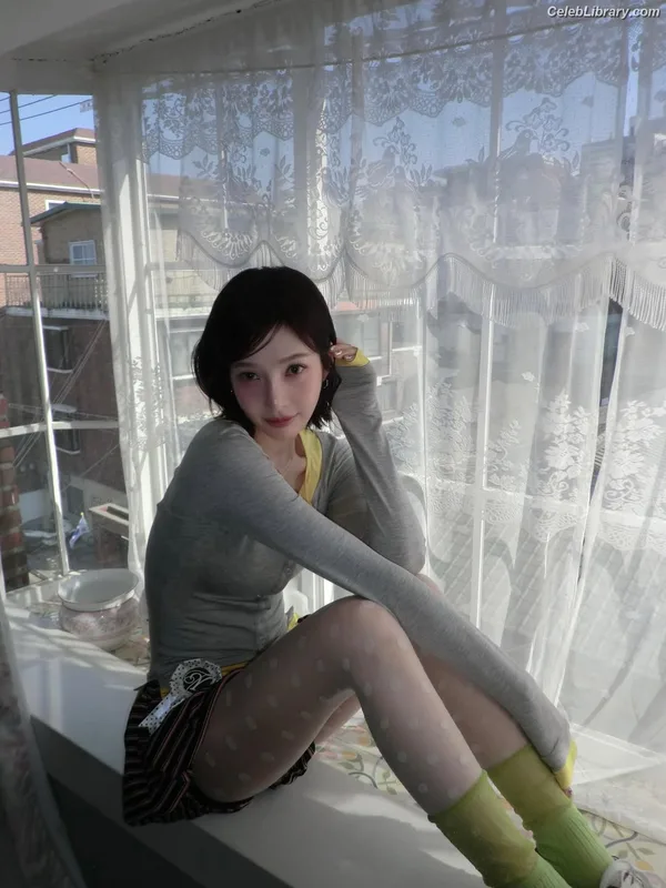 Park Soo-young (Joy - Red Velvet) photo 15 of 347