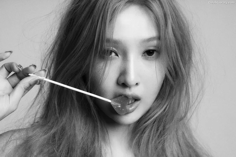 Park Soo-young (Joy - Red Velvet) photo 2 of 347