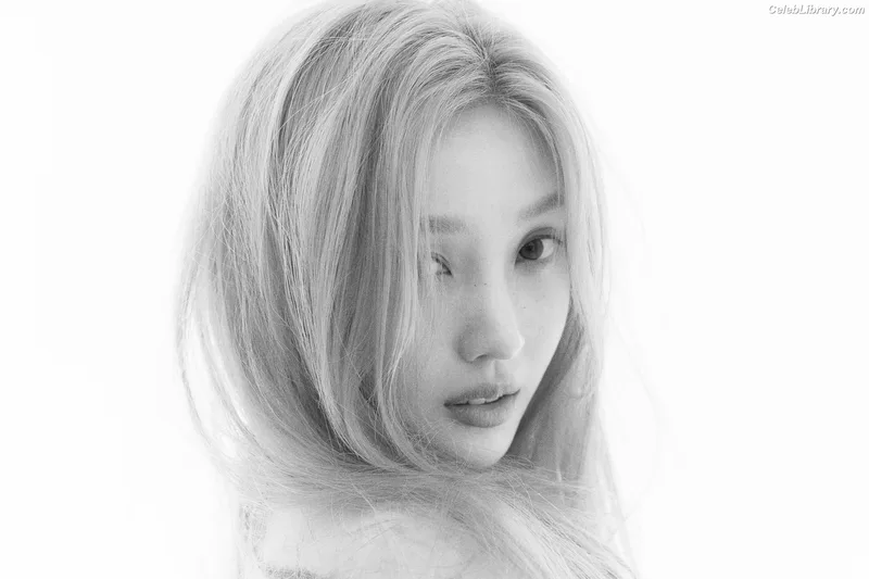 Park Soo-young (Joy - Red Velvet) photo 8 of 347
