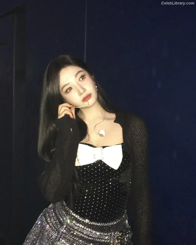 Park Soo-young (Joy - Red Velvet) photo 11 of 347