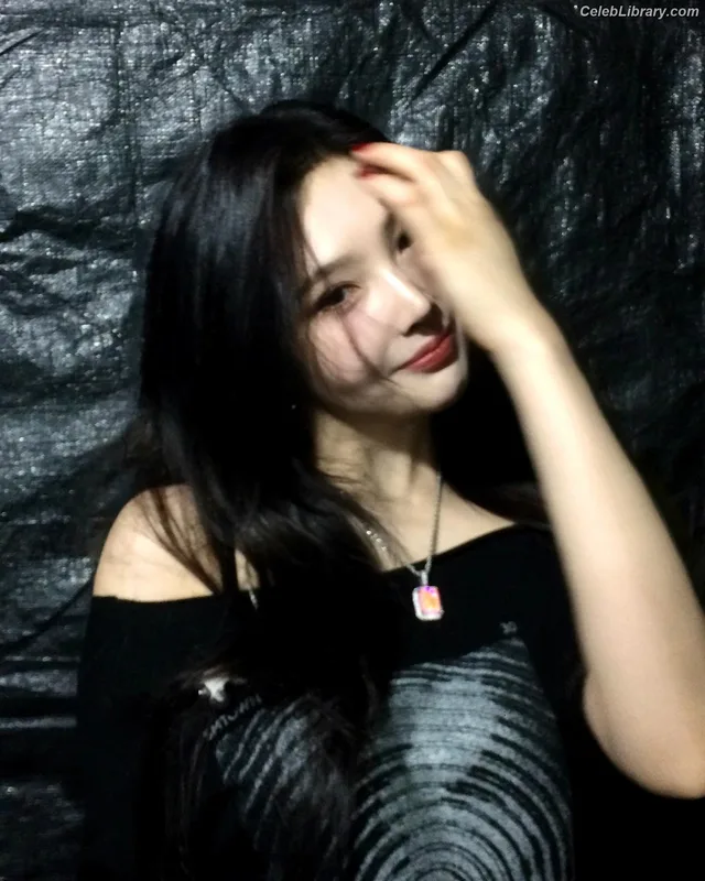 Park Soo-young (Joy - Red Velvet) photo 15 of 347