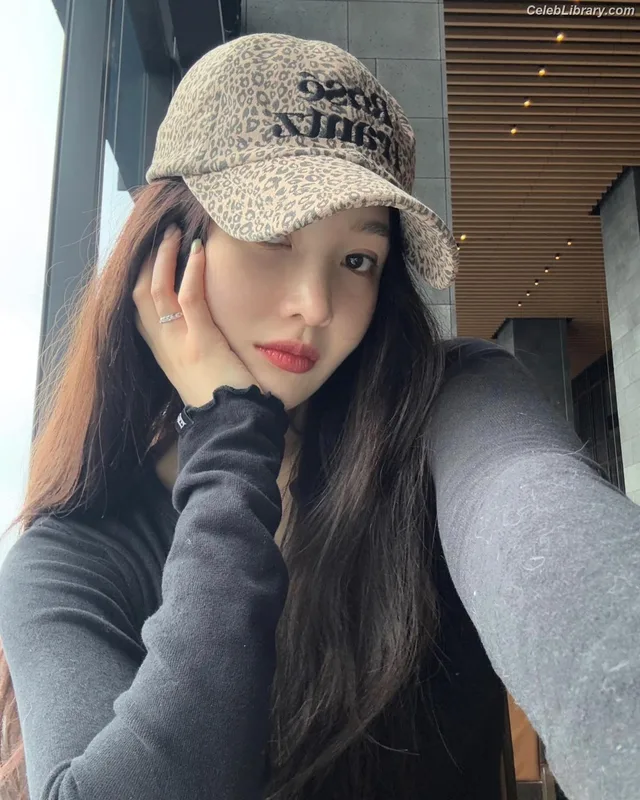 Park Soo-young (Joy - Red Velvet) photo 6 of 347