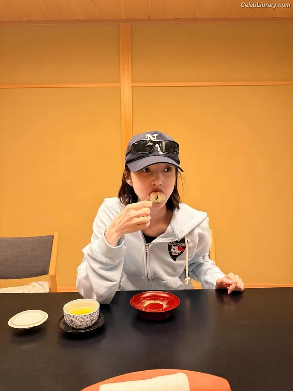 Park Soo-young (Joy - Red Velvet) photo 9 of 347