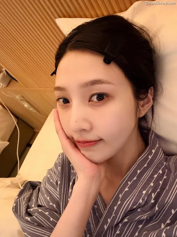 Park Soo-young (Joy - Red Velvet) photo 13 of 347