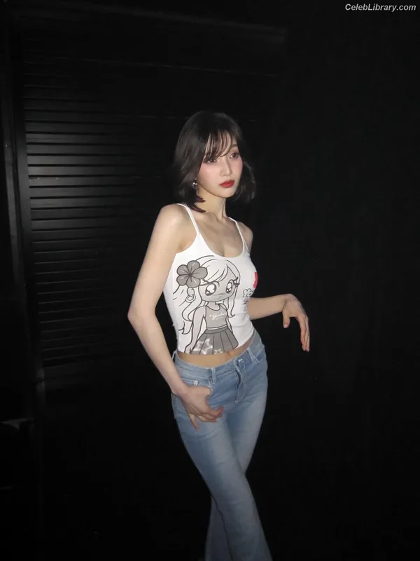 Park Soo-young (Joy - Red Velvet) photo 10 of 347