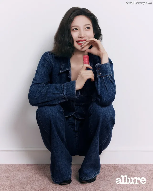 Park Soo-young (Joy - Red Velvet) photo 7 of 347
