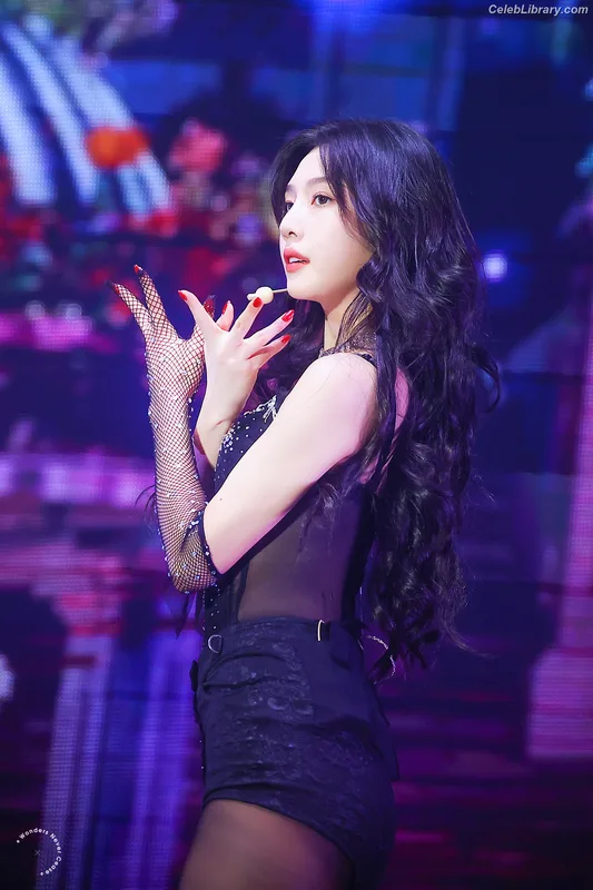 Park Soo-young (Joy - Red Velvet) photo 20 of 347