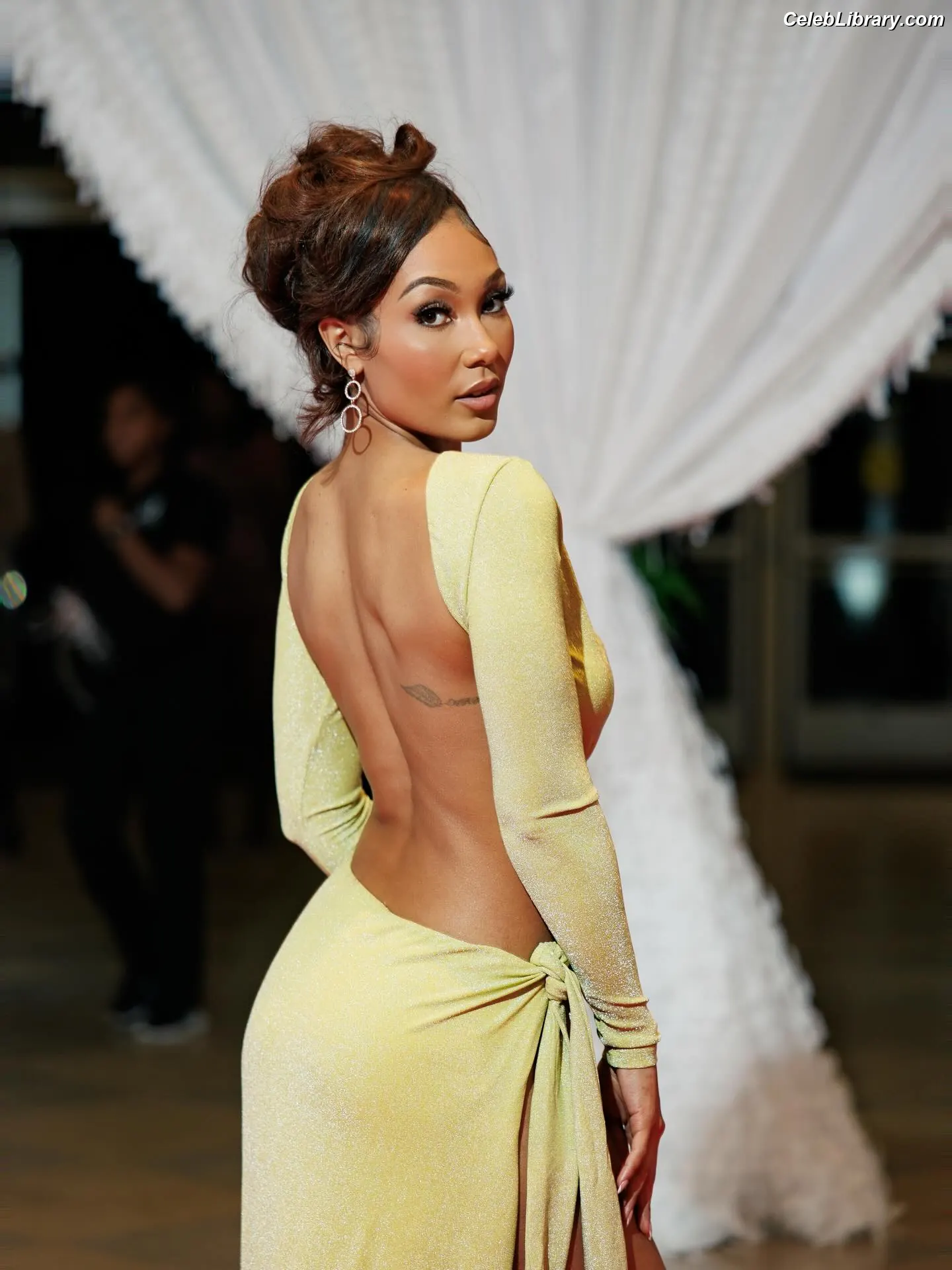 Parker McKenna Posey photo 17 of 797