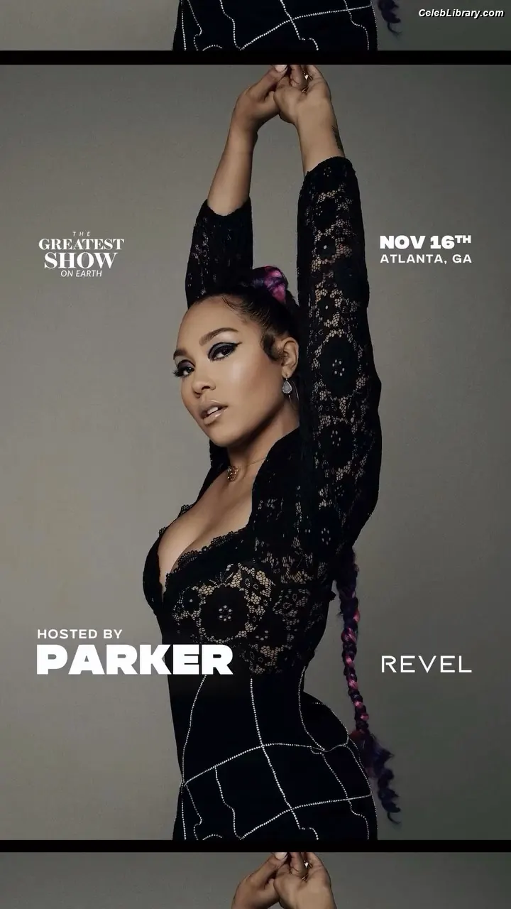 Parker McKenna Posey photo 8 of 797