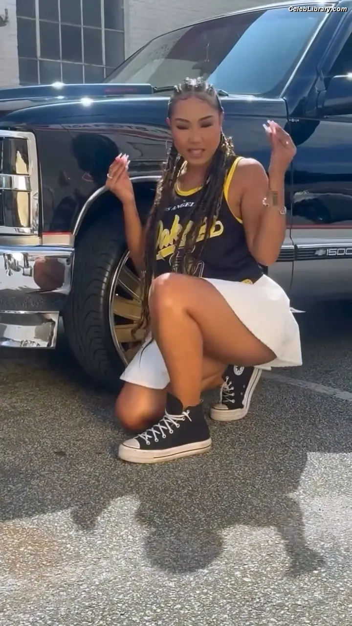Parker McKenna Posey photo 2 of 797
