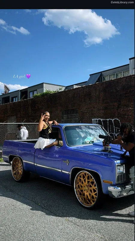 Parker McKenna Posey photo 7 of 797
