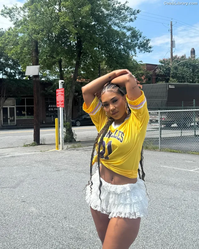 Parker McKenna Posey photo 1 of 797