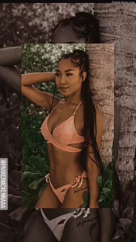 Parker McKenna Posey photo 18 of 797