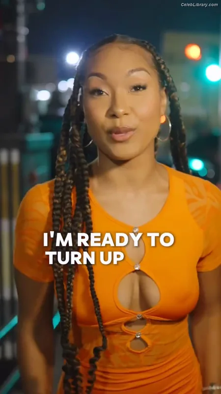 Parker McKenna Posey photo 20 of 797