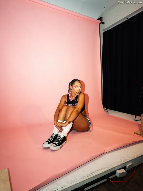 Parker McKenna Posey photo 12 of 797