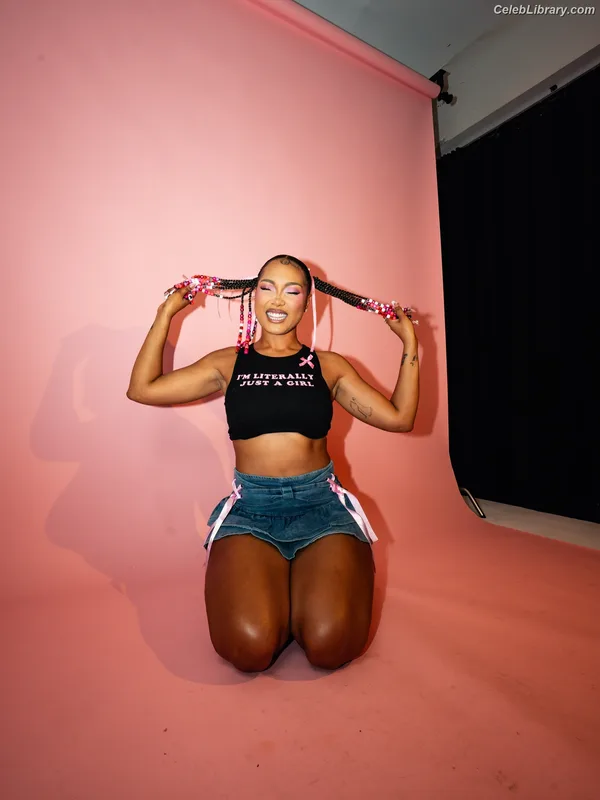 Parker McKenna Posey photo 19 of 797