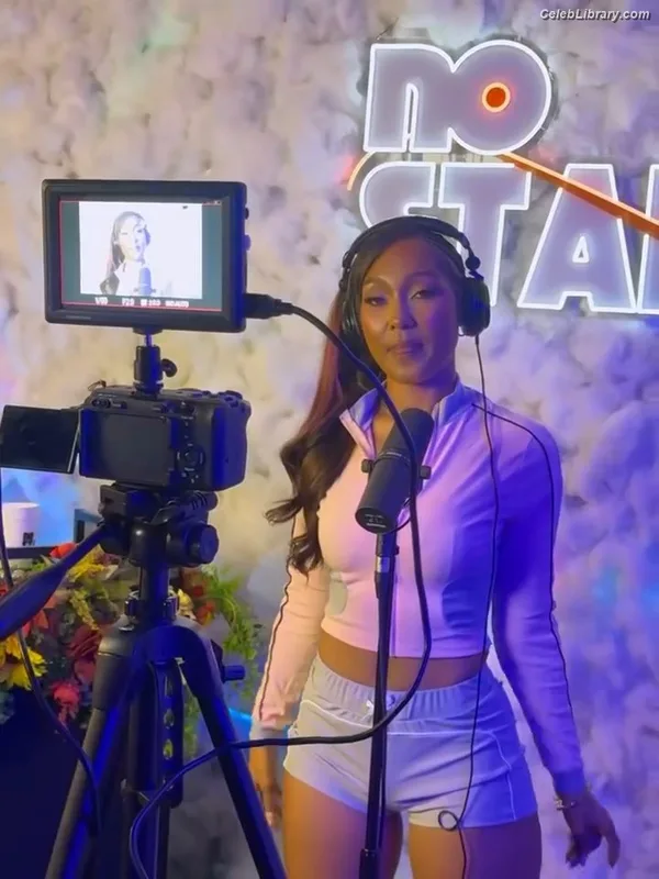 Parker McKenna Posey photo 6 of 797