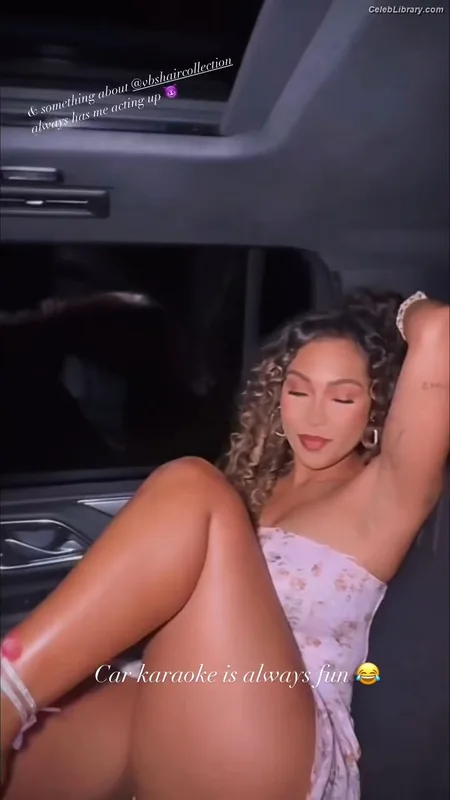Parker McKenna Posey photo 5 of 797