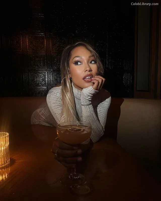 Parker McKenna Posey photo 18 of 797