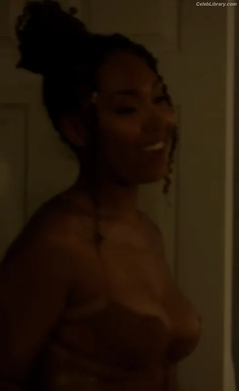 Parker McKenna Posey photo 21 of 797