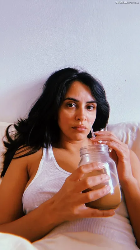 Parveen Kaur photo 10 of 42