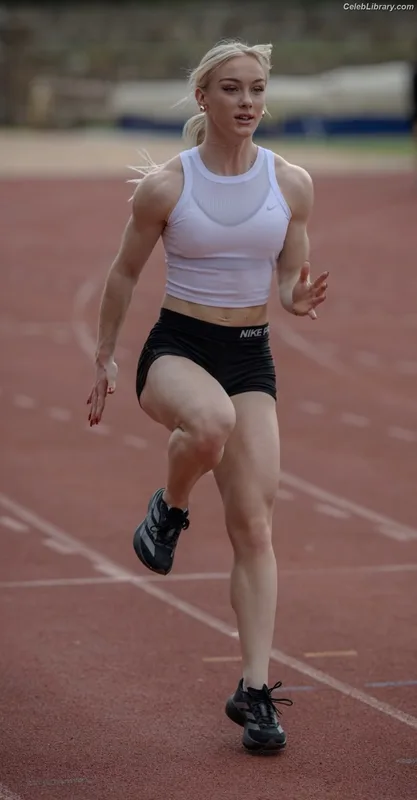 Patricia Brunninger photo 15 of 78