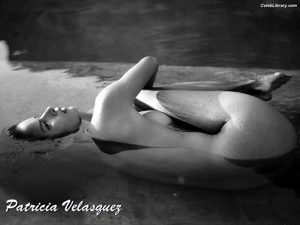 Patricia Velasquez photo 22 of 54