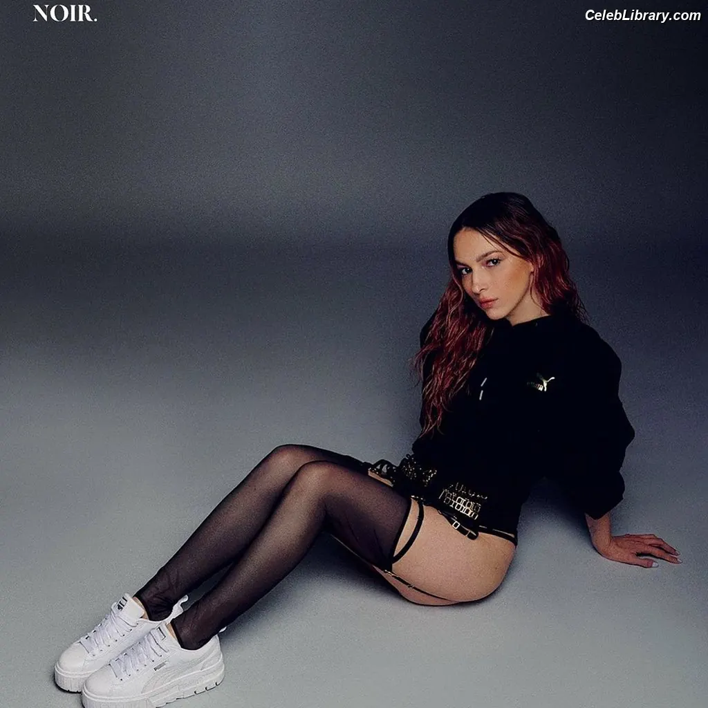 Paty Cantu photo 11 of 83