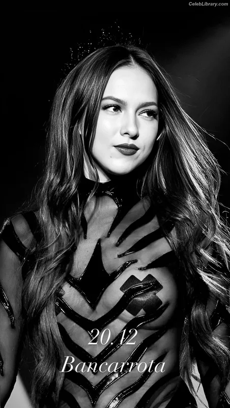 Paty Cantu photo 22 of 84