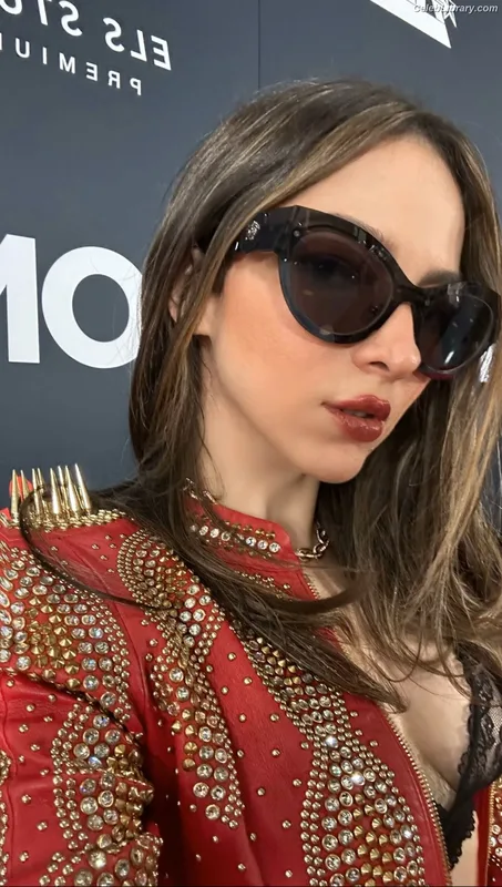 Paty Cantu photo 11 of 84