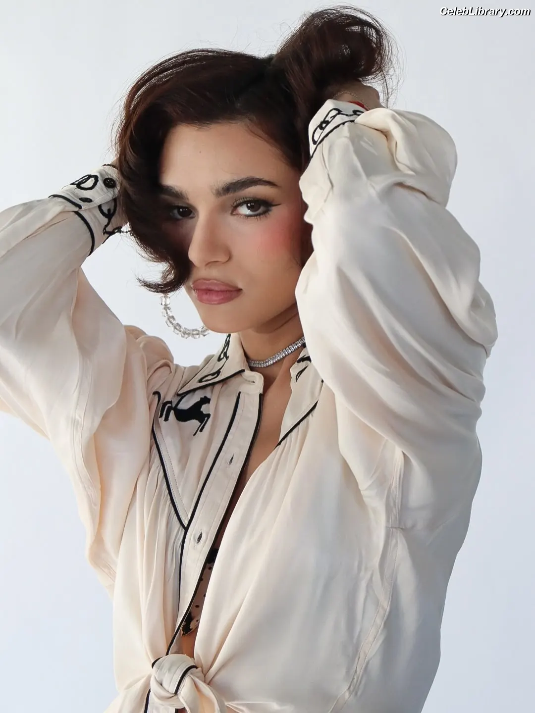 Paulina Chávez photo 3 of 85