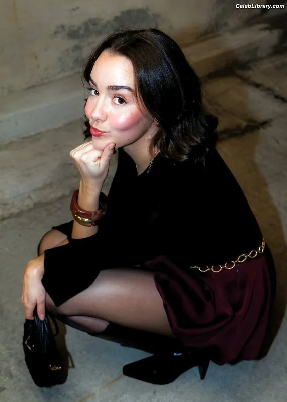 Pauline Astier photo 12 of 45