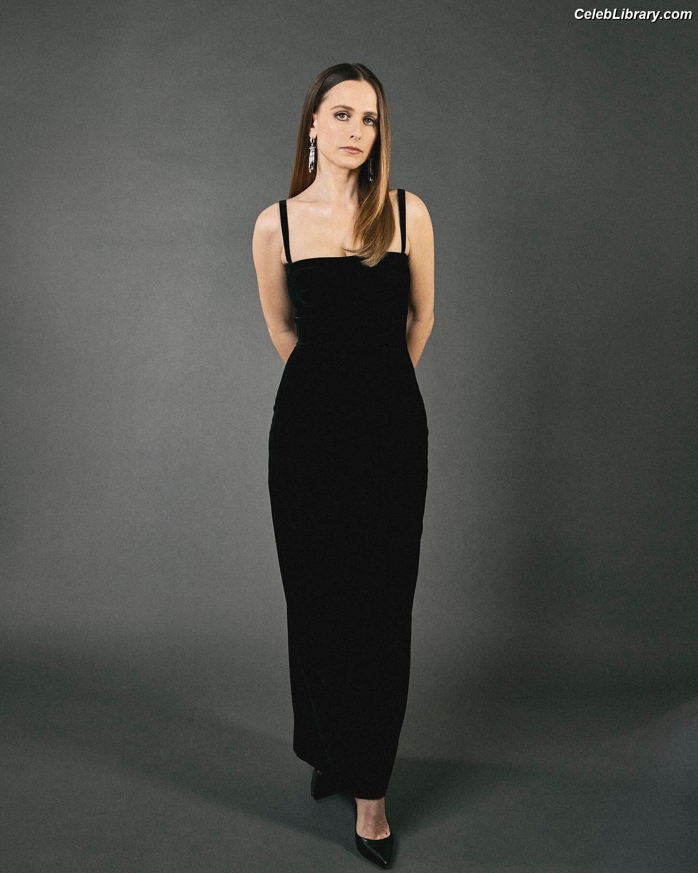 Pauline Chalamet photo 20 of 80