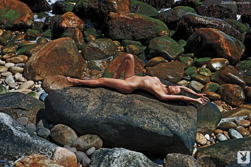 Paz de la Huerta photo 4 of 77