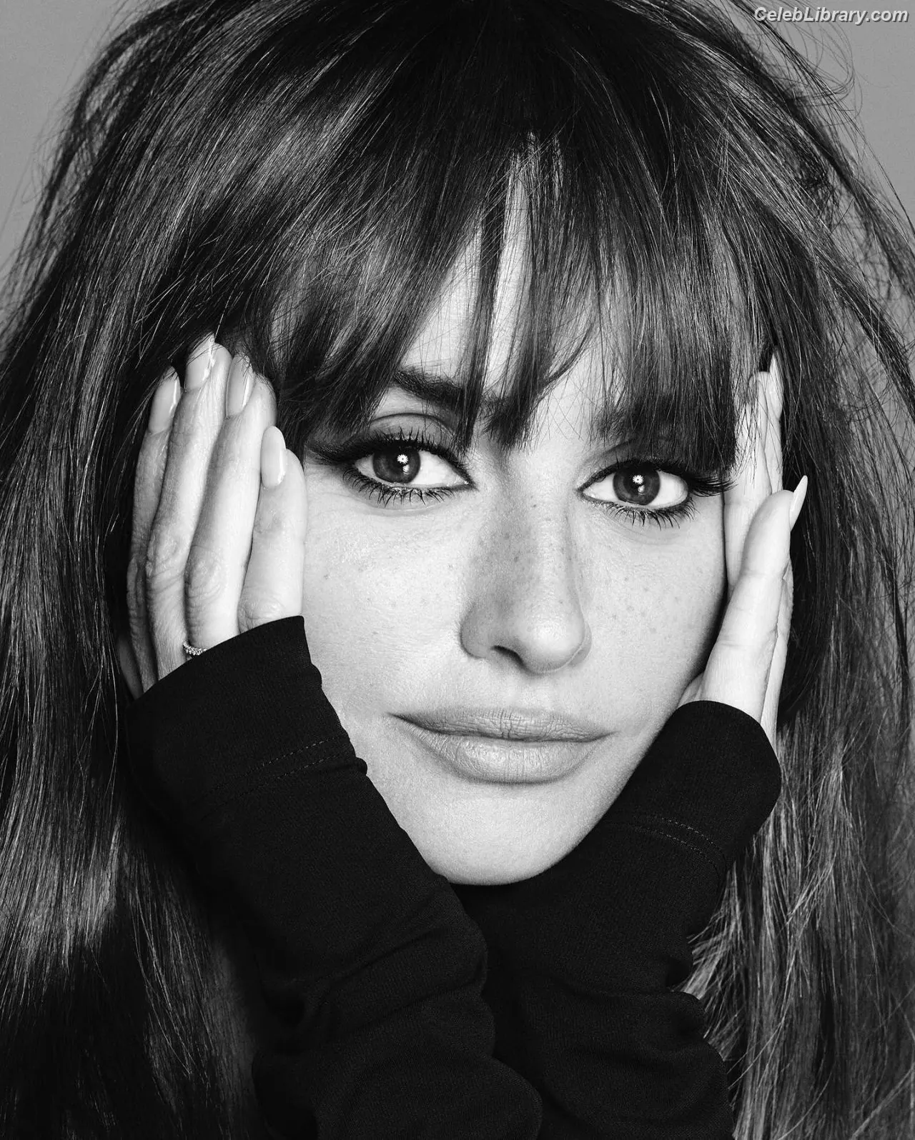 Penelope Cruz photo 7 of 338