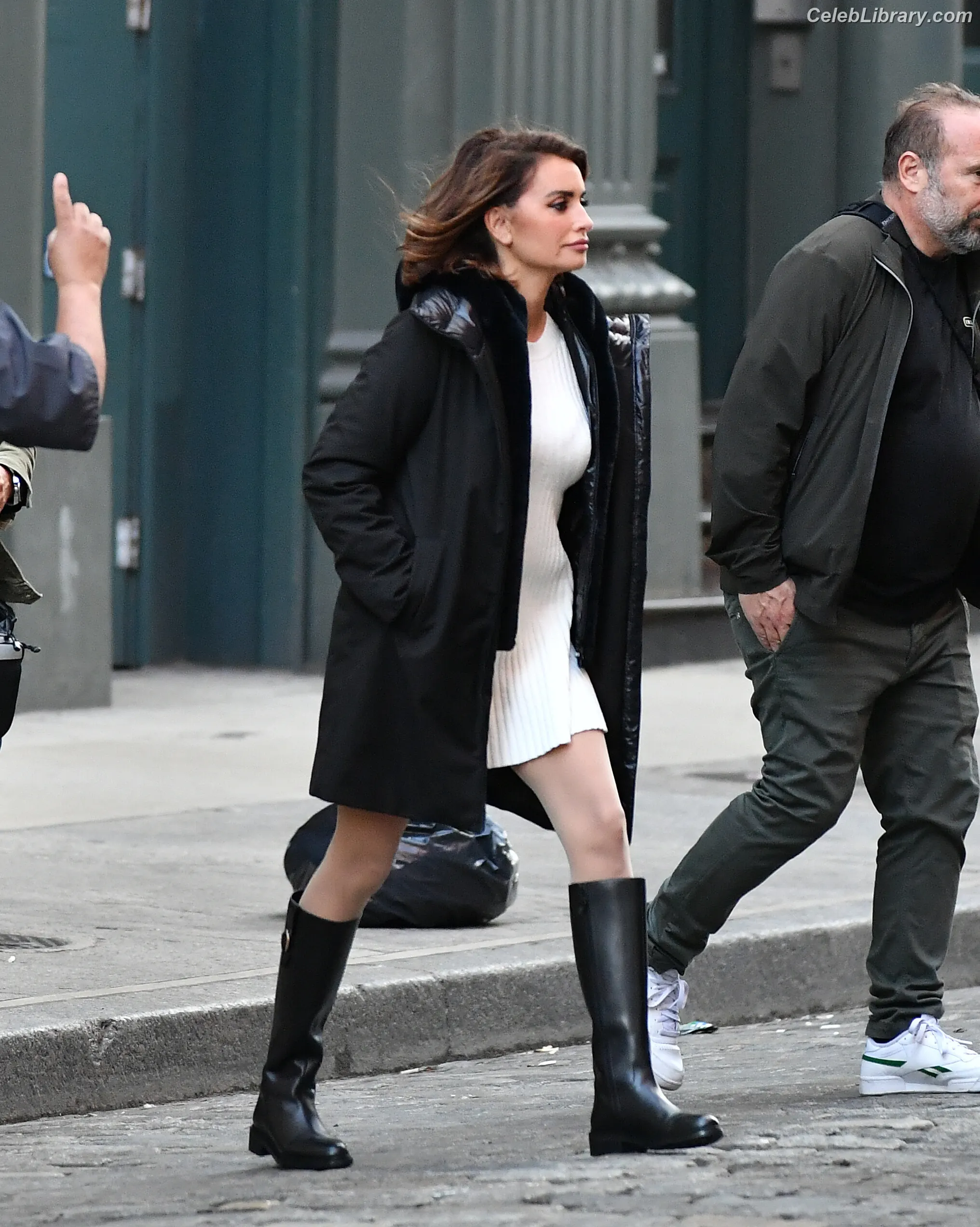 Penelope Cruz photo 1 of 338