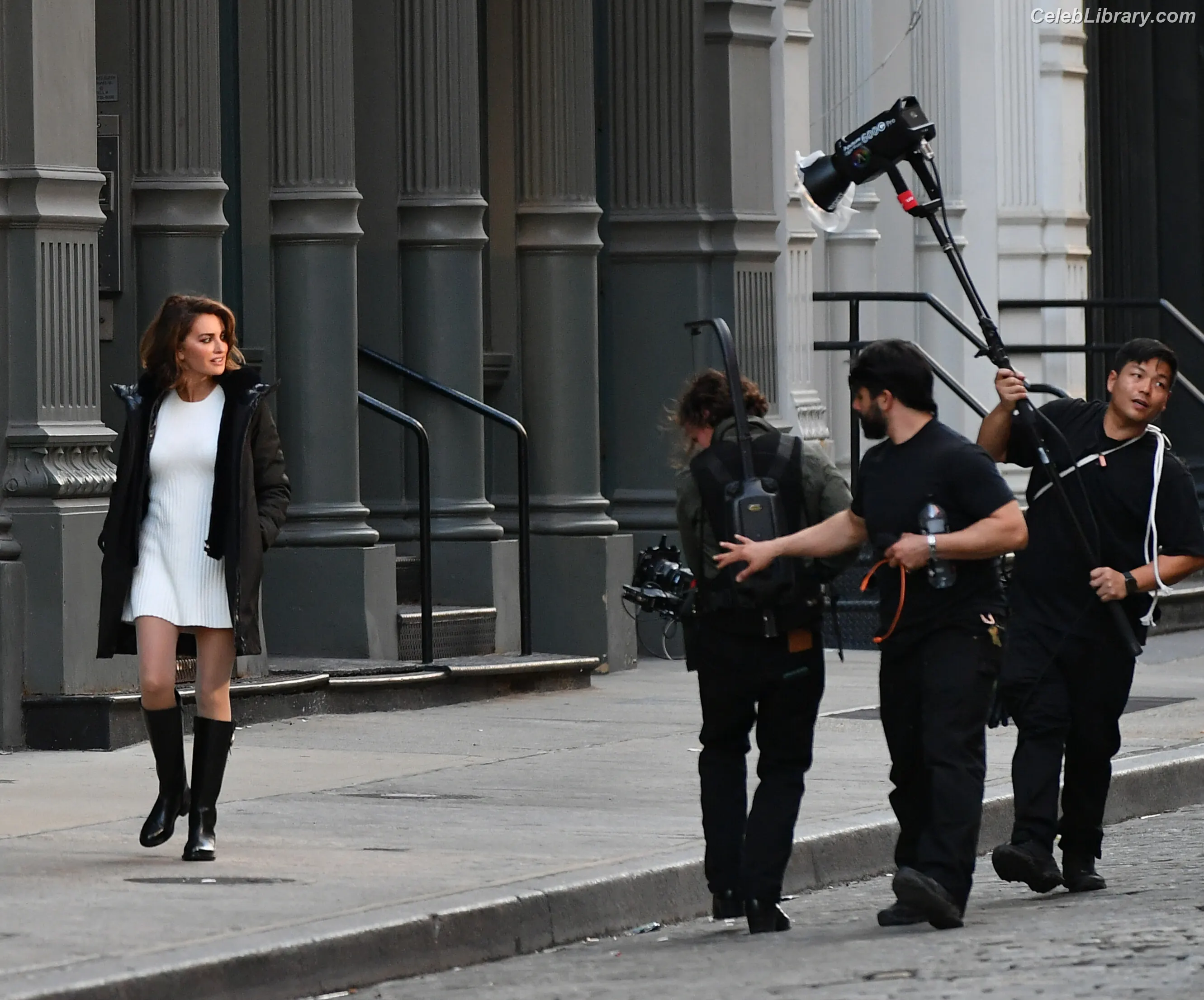 Penelope Cruz photo 21 of 338