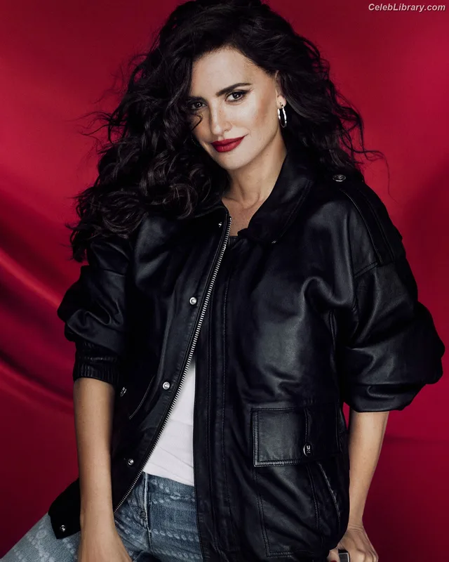Penelope Cruz photo 5 of 337
