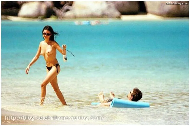 Penelope Cruz photo 1 of 337