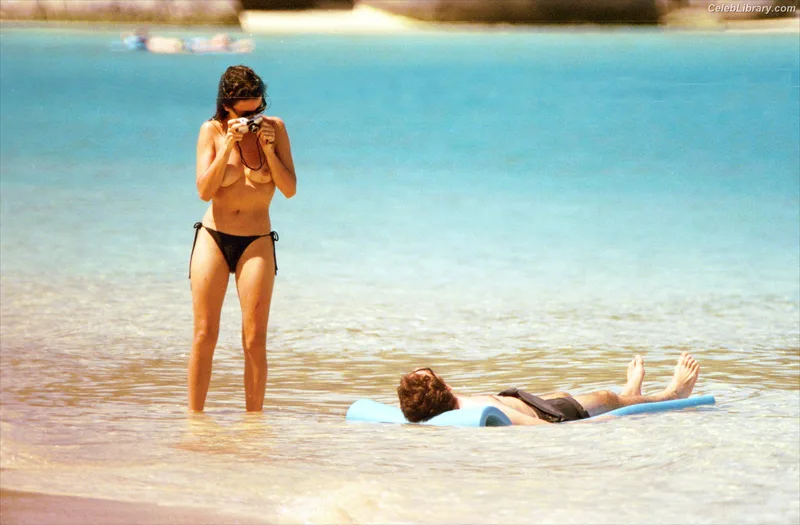 Penelope Cruz photo 15 of 337