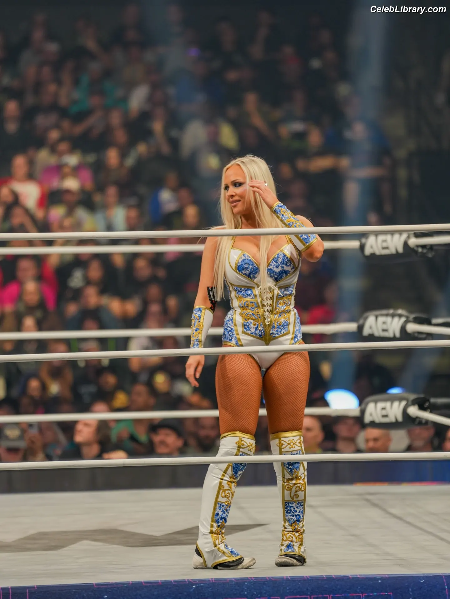 Penelope Ford photo 8 of 214