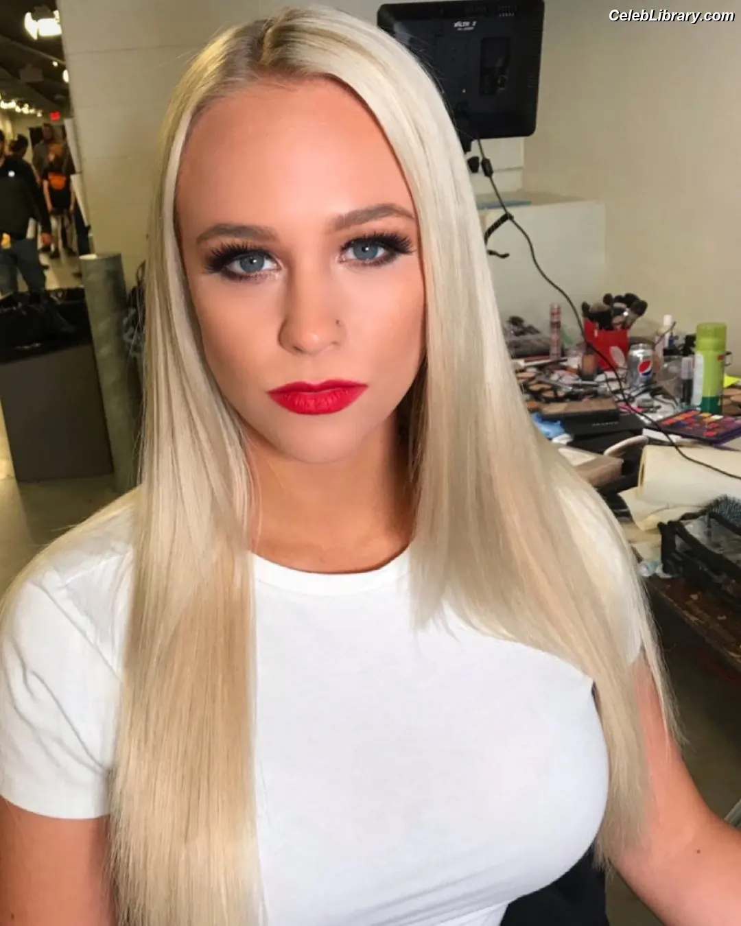 Penelope Ford photo 12 of 214