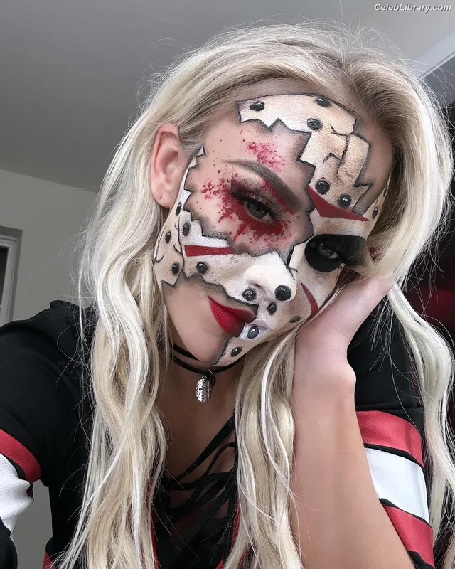 Penelope Ford photo 23 of 215