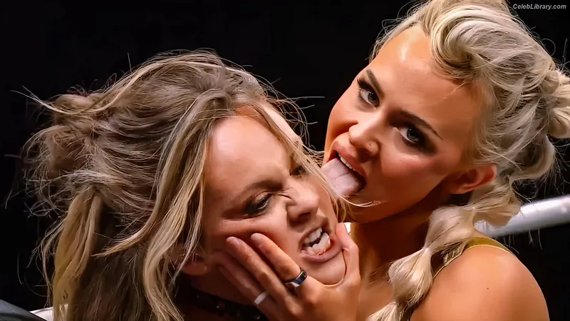 Penelope Ford photo 21 of 215