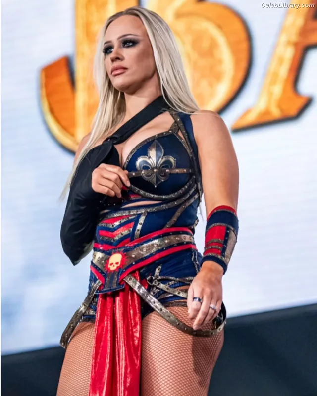 Penelope Ford photo 5 of 215