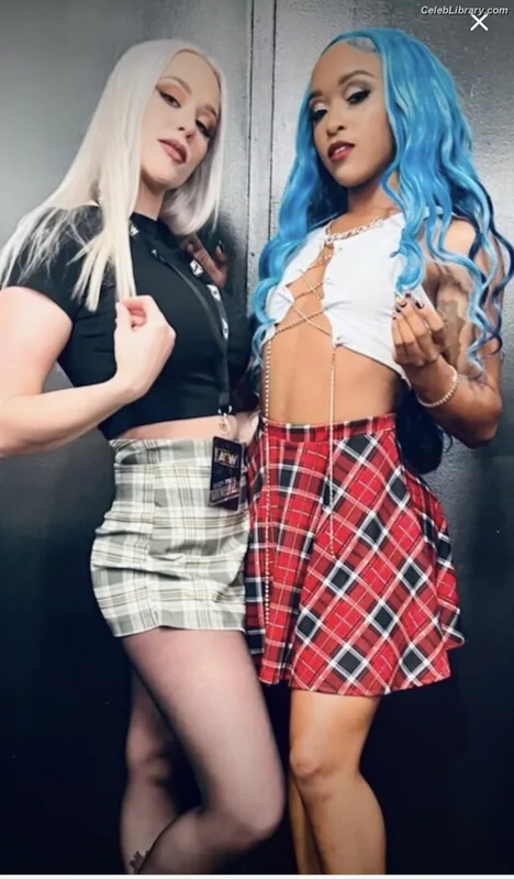 Penelope Ford photo 7 of 215