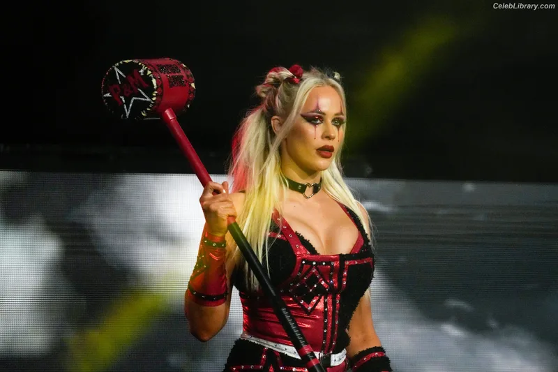 Penelope Ford photo 11 of 215