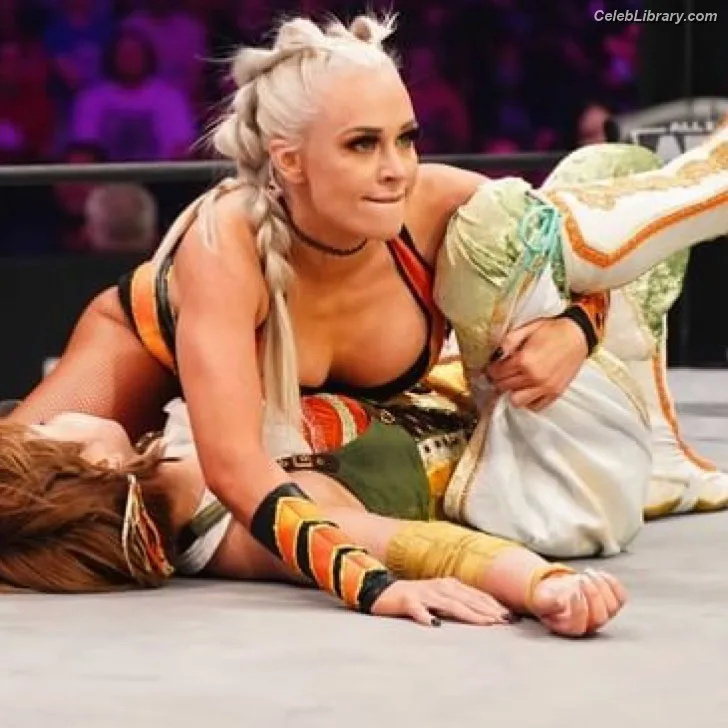 Penelope Ford photo 20 of 215