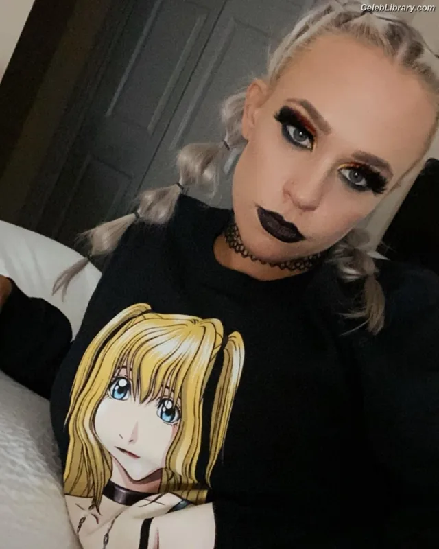 Penelope Ford photo 21 of 215